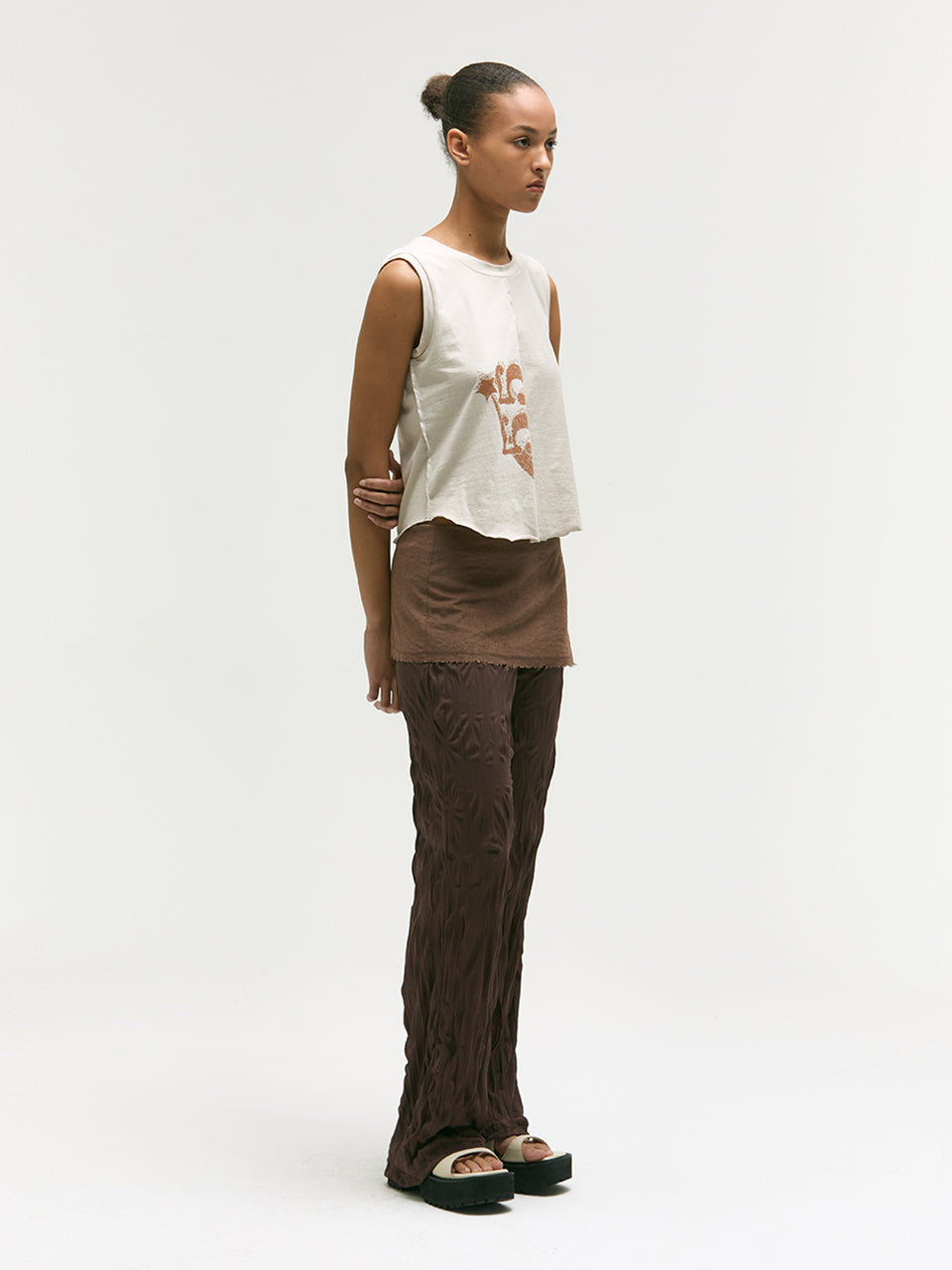 WRINKLE LAYERED SKIRT PANTS_brown
