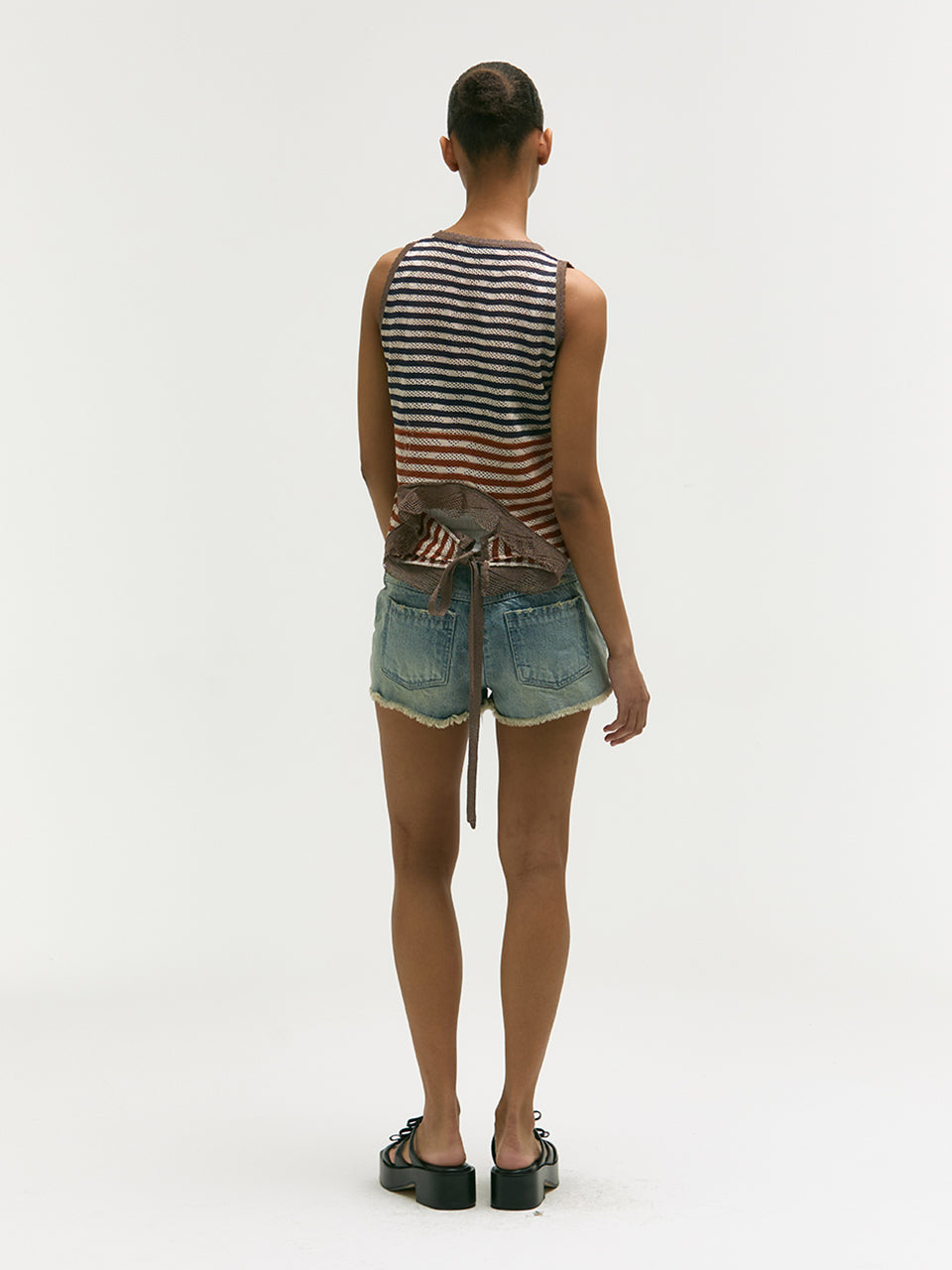 TAIL STRIPE KNIT VEST_grey